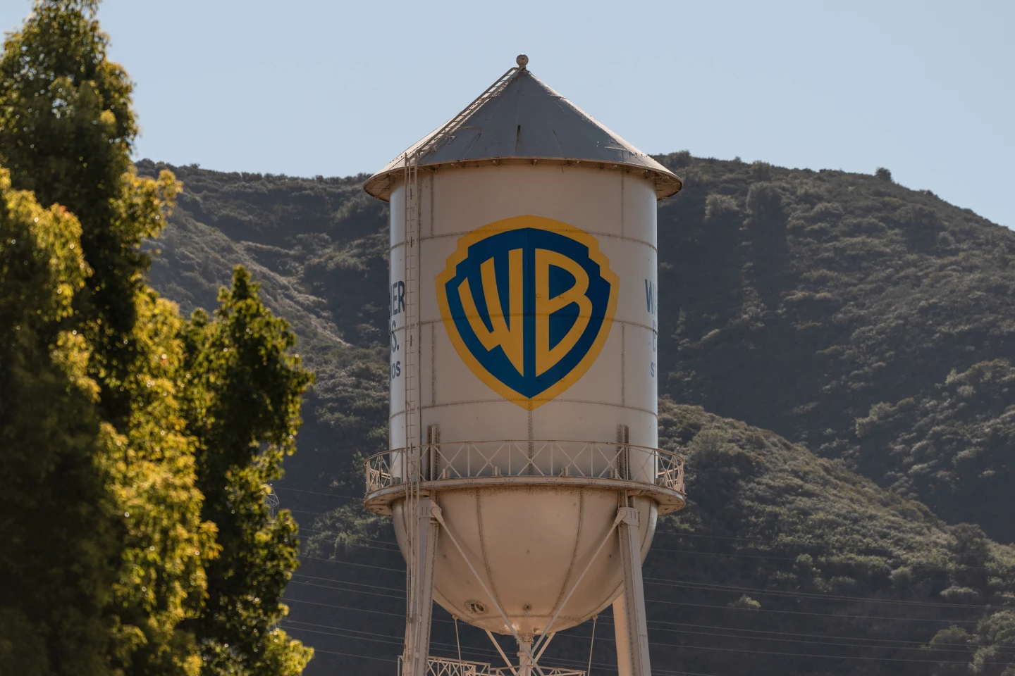 Paramount Goes Hostile In $108 Billion Battle With Netflix For Warner Bros. Discovery