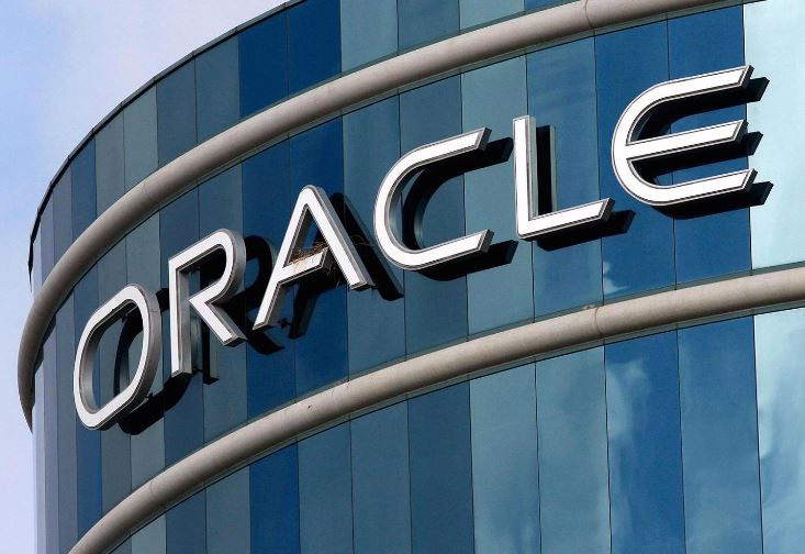 Oracle Slides after Report Says Blue Owl Walked from $10B OpenAI Data Center — Oracle Says Project’s Still on Track