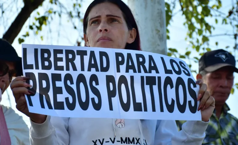 Venezuela releases more than 100 political prisoners as government signals limited opening
