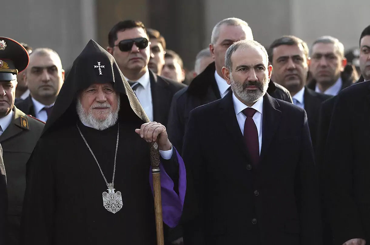 Pashinyan says “no KGB agents” in Armenia’s Church, real fight over control