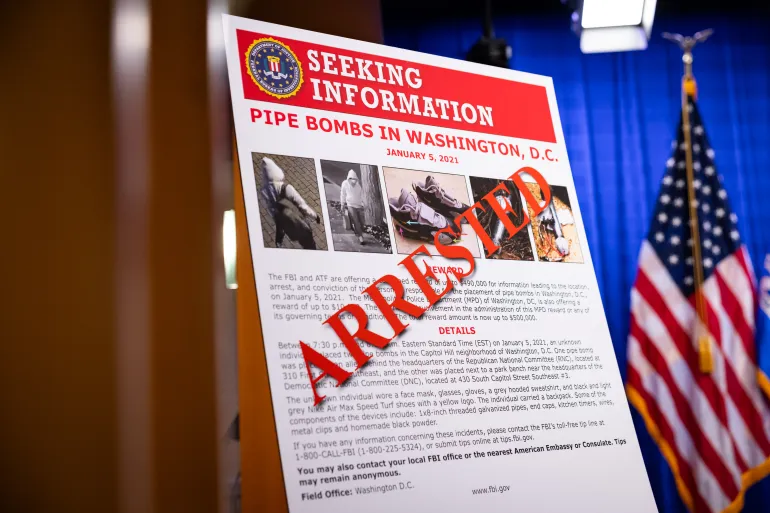 Judge keeps Jan 6 pipe bomb suspect behind bars, citing public danger