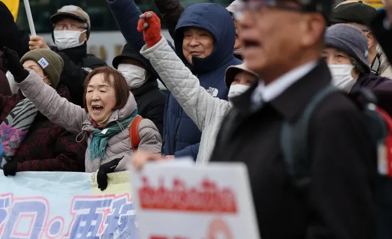 Japan revives nuclear gamble with restart of world’s largest reactor