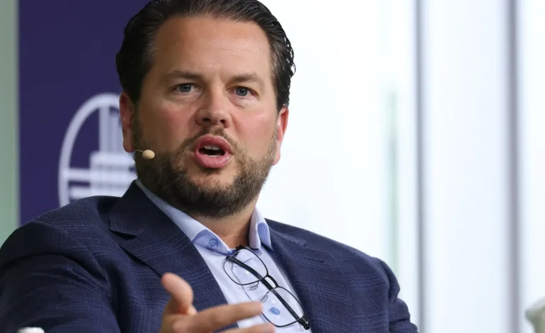 Pinterest Fires Two Engineers after they Built a “Who Got Laid off” Tracker