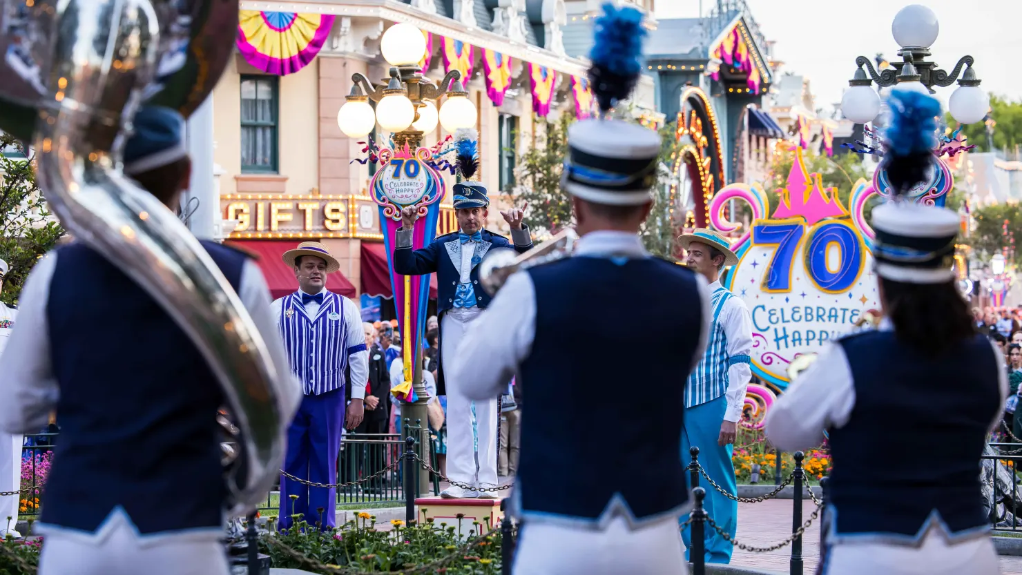 Big-Money Movies and a YouTube TV Standoff Cut Into Disney’s Holiday Profit