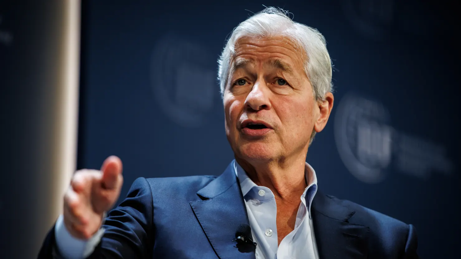 Dimon Says Déjà Vu — Wall Street’s Nervous that AI Euphoria Is Starting to Feel Like 2007