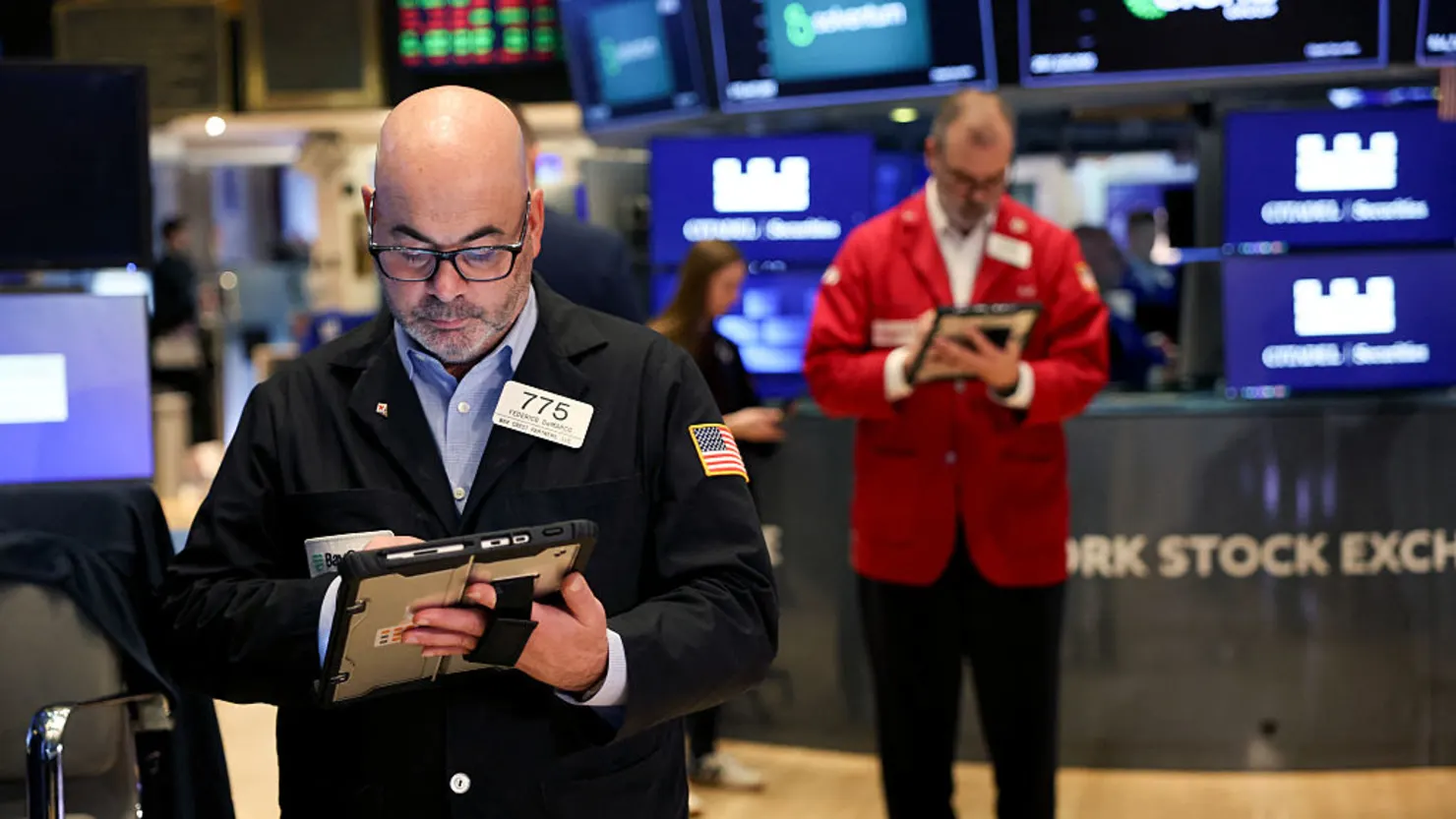 Stocks Shrug off the Silver Panic – S&P Edges up as Traders Look Past Metal and Bitcoin Swings