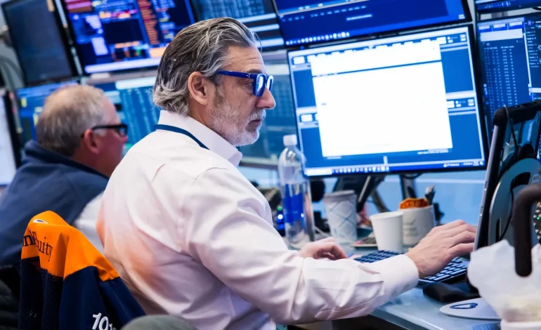 Markets Catch a Breather: Europe’s STOXX 600 Hits a Record as Investors Mull Lagarde Exit Report and Russia-Ukraine Talks