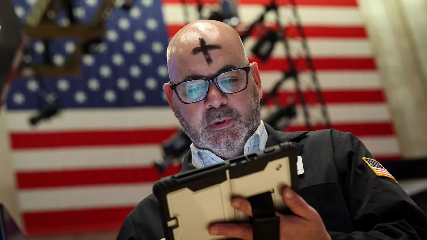 Markets Tick up as Fed Minutes Loom