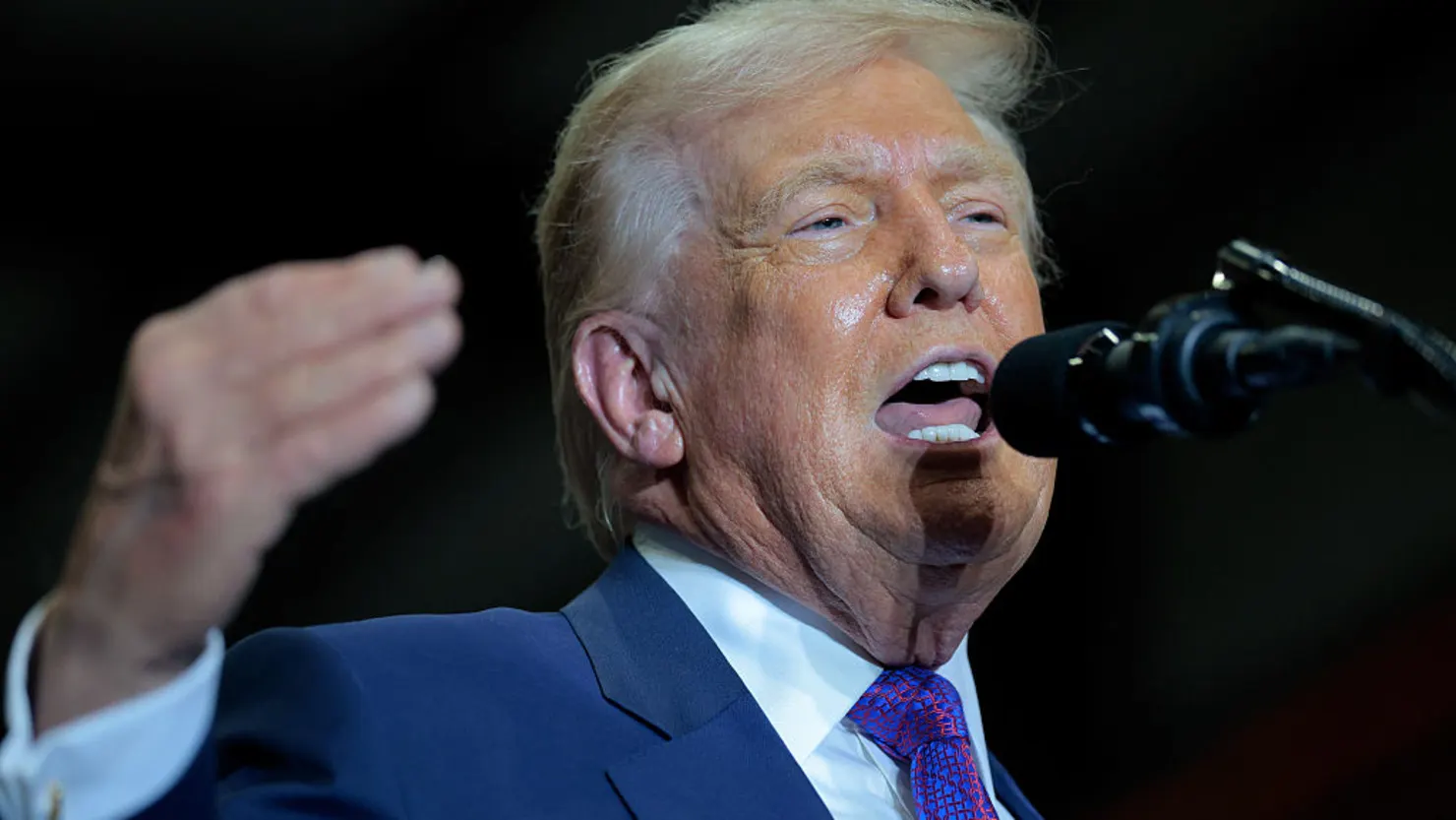 Trump Tipped the GDP Stumble on Donald Trump’s Truth Social