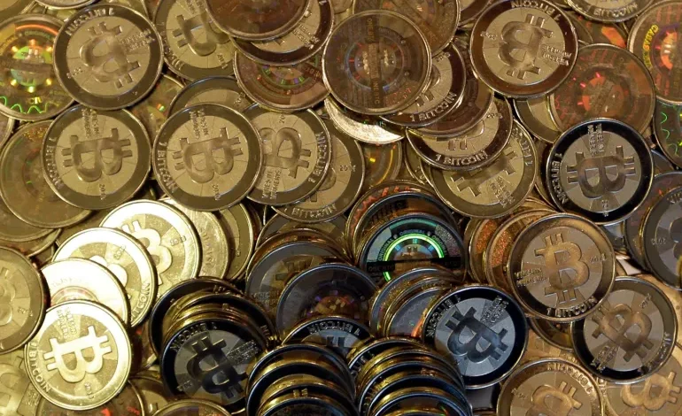 Bitcoin slide erases Trump-era rally as optimism fades