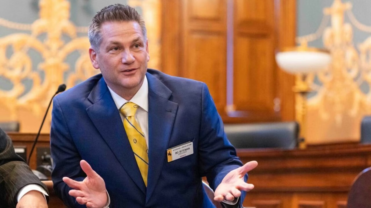 Wyoming’s Top State Senator Eyes a Leap to Washington, Announces Exploratory Committee