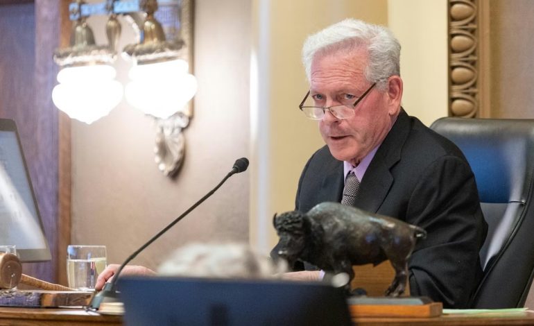 Wyoming Lawmakers Say “Hell No” to Colorado’s Proposal to Sue ICE Agents