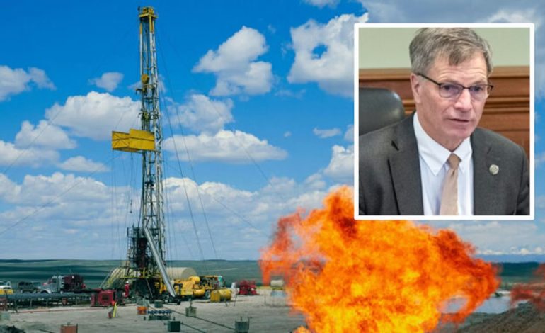 Wyoming Fights to Revive $17.85 Billion Natural Gas Project Blocked by Federal Panel