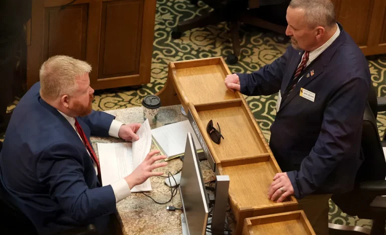 ‘It Looks Bad’: Checkgate Investigation Reverberates Across Wyoming