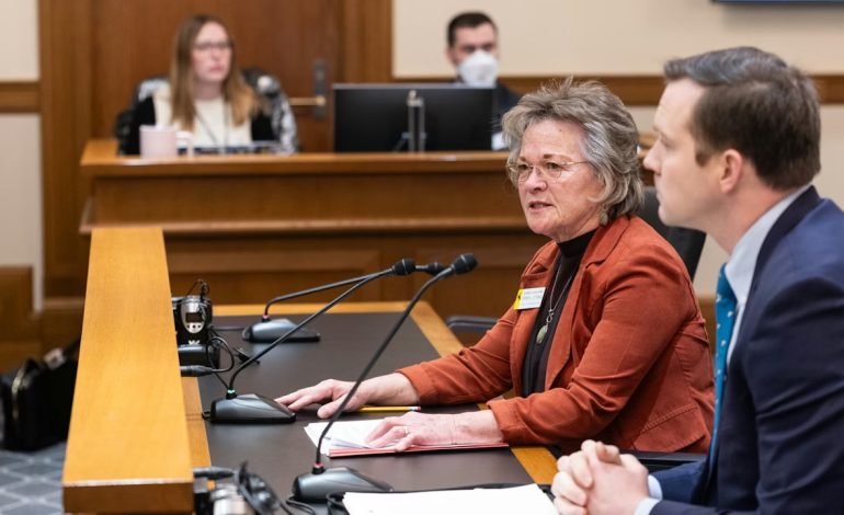 Wyoming Lawmakers Advance Bill Shielding Medical Professionals’ Free Speech