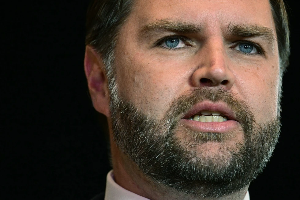 Vance lands in Yerevan as pressure builds over prisoners, peace and US leverage