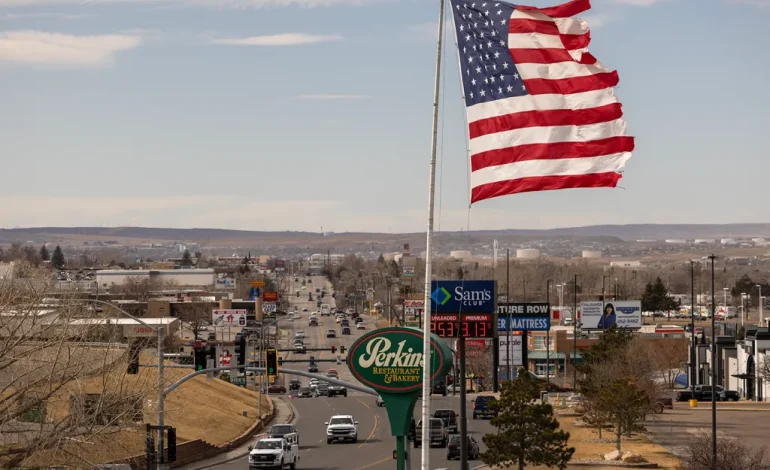 75 mph gusts possible Thursday with high wind warning in effect in Casper area