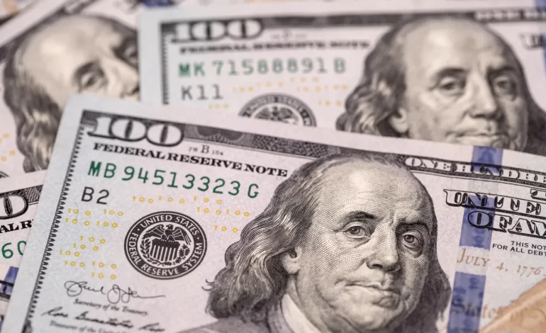 Dollar Surges as War Rattles Markets, Yen Steadies on Tokyo’s Warning