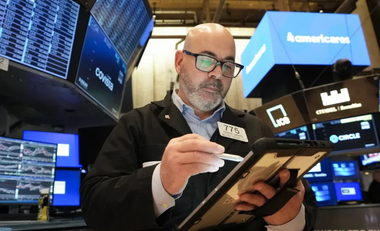 Dow Surges 800 Points as Trump Says US and Iran Had ‘Productive’ Talks