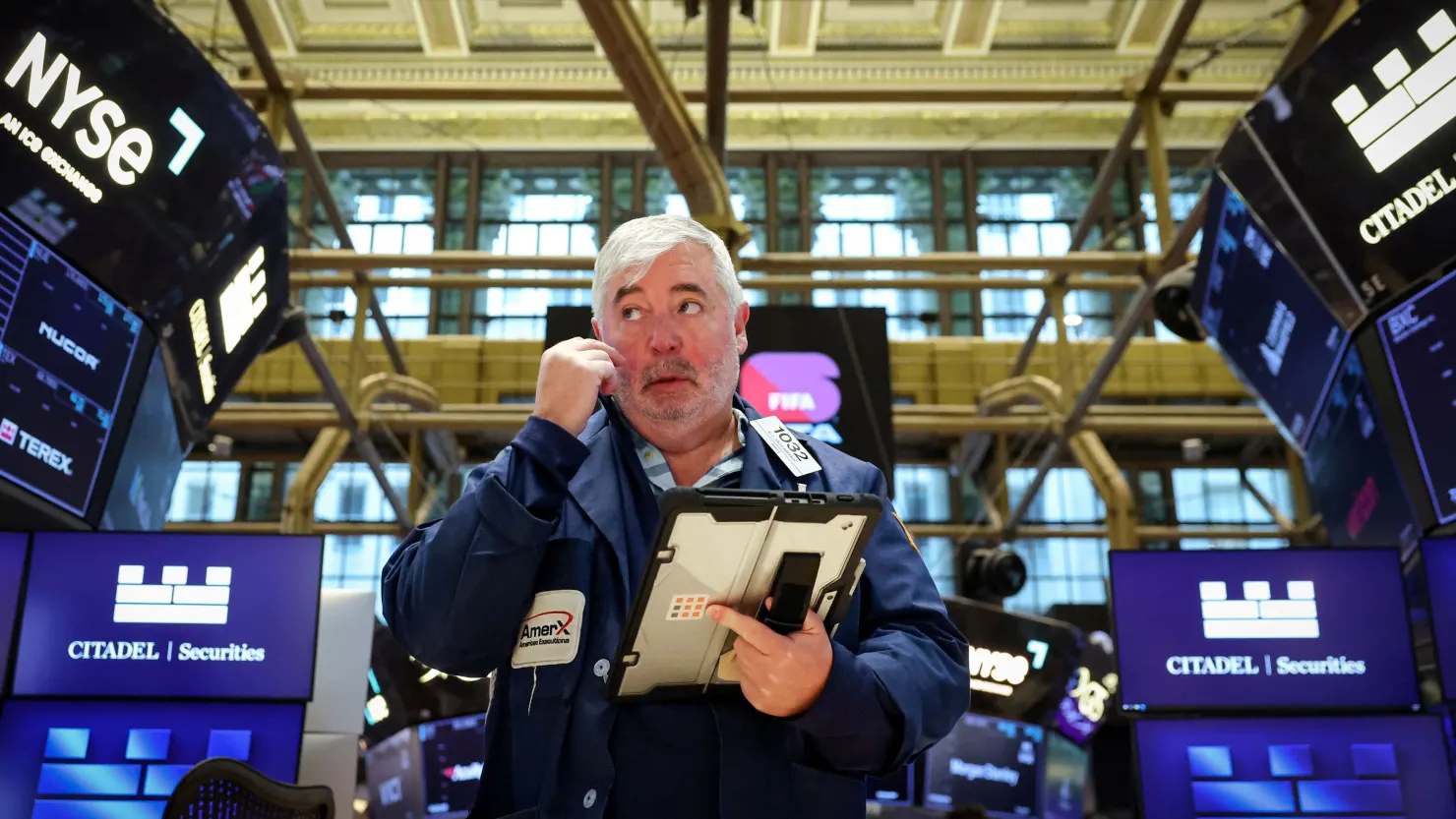 Bond Yields Jump as Oil Spikes — Inflation Jitters Beat the Usual “Flight to Safety”