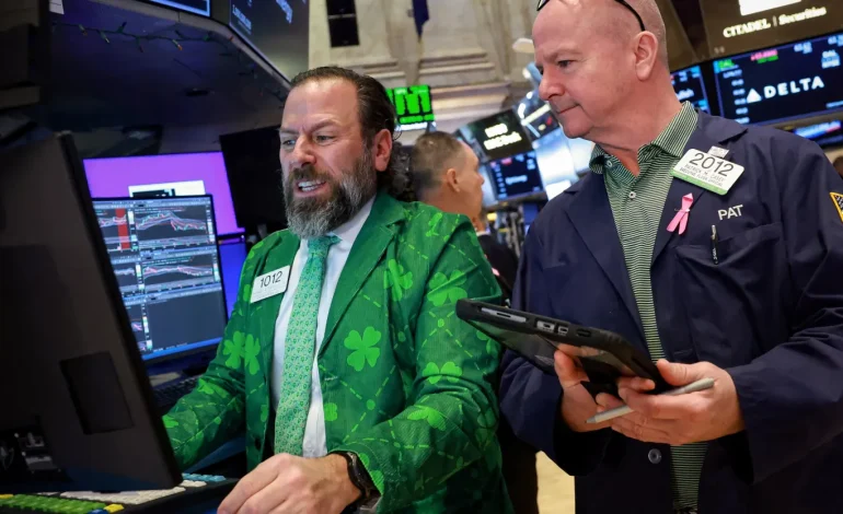 S&P 500 Nudges Higher as Rally Grinds forward, Oil Worries Still Hang Over Markets