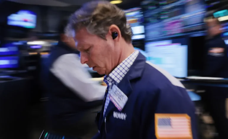 Wall Street Shrugs Off Trump’s Iran Delay as Markets Slide Into a Fifth Week of Losses