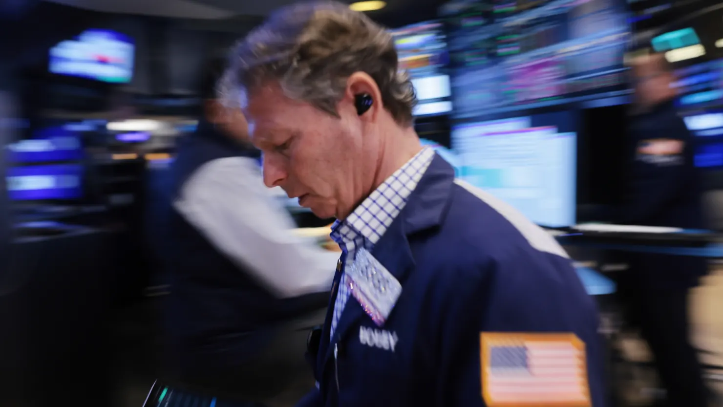 Wall Street Shrugs Off Trump’s Iran Delay as Markets Slide Into a Fifth Week of Losses