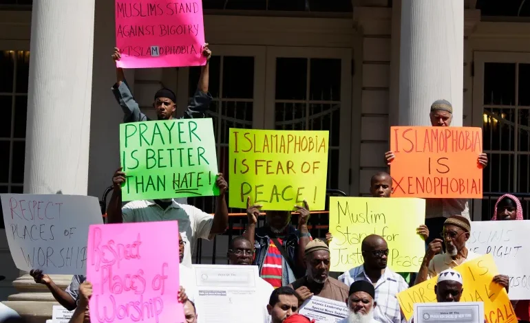 Report Finds Surge in Islamophobic Content Online During Iran War