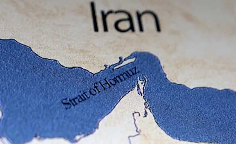 Trump’s Hormuz Plan Faces Reality Check as War Disrupts Oil Routes