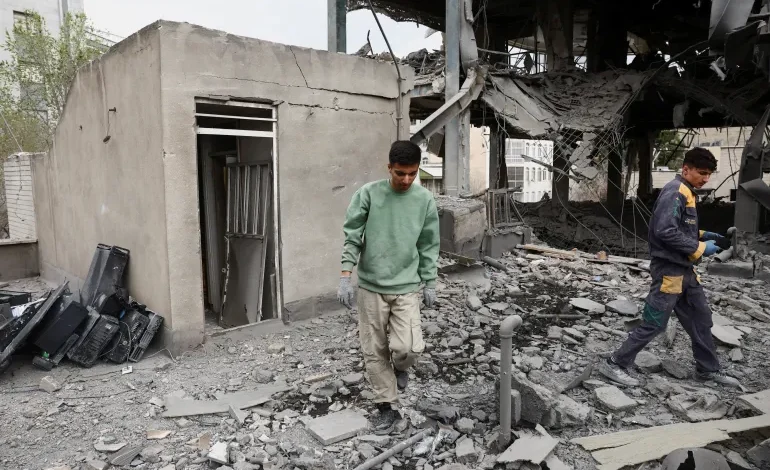 Iran warns of US ground attack as war expands and casualties rise