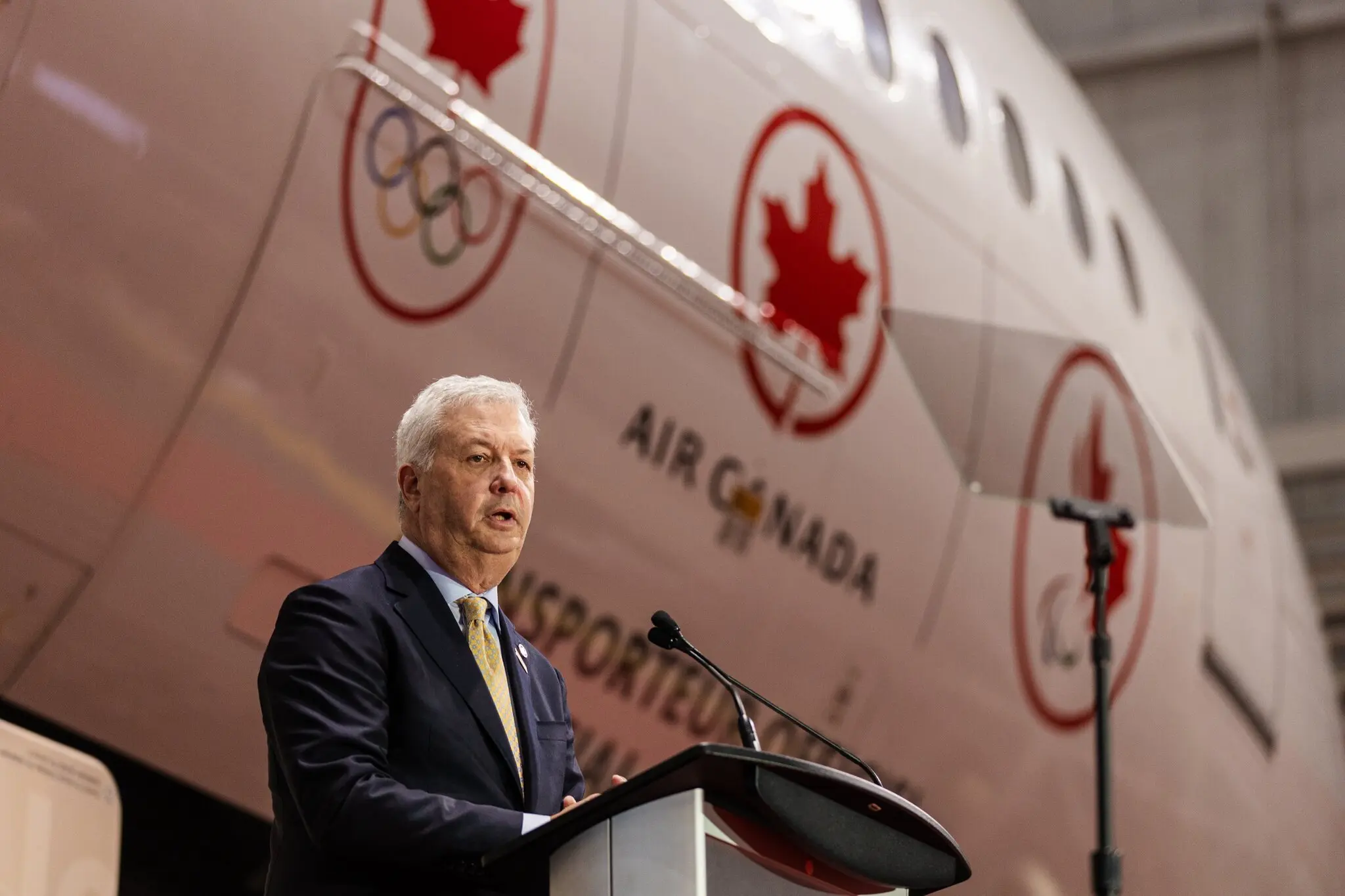 Air Canada CEO to Exit After Language Backlash Overshadows Crash Response