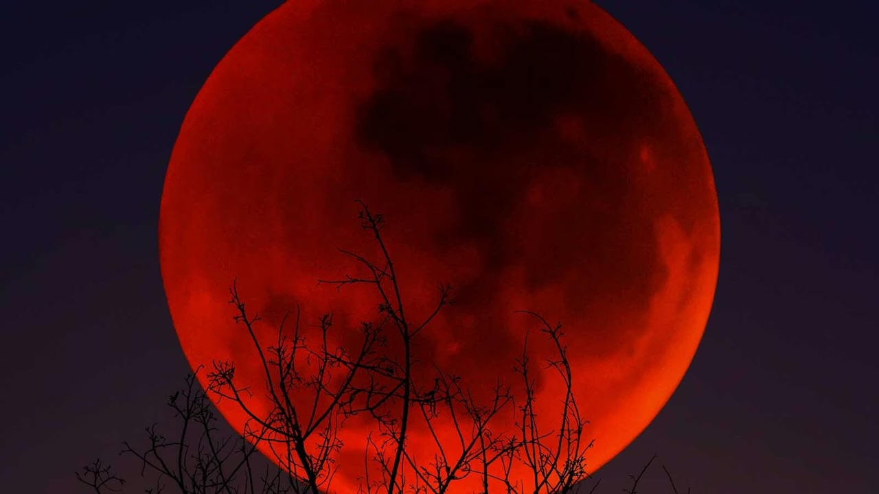 Set Your Alarms, Wyoming: A Blood Red Lunar Eclipse Arrives at 4 a.m. Tuesday