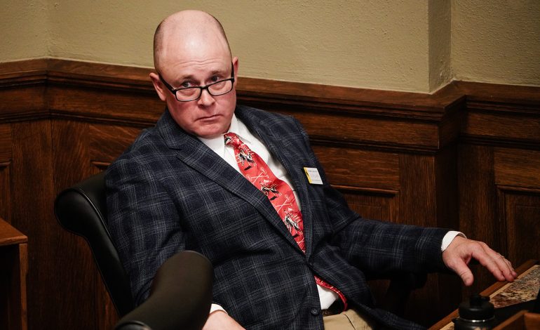 Measure to block Wyoming public employee payroll deductions for union fees heads to governor’s desk