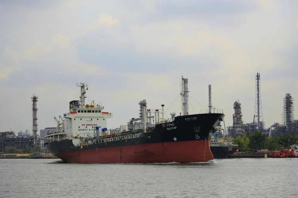 Natrona County gas prices continue to jump amid Middle East conflict, seasonal changes