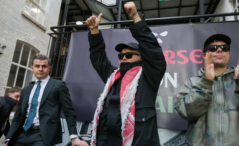 UK court rejects attempt to revive terrorism case against Kneecap rapper