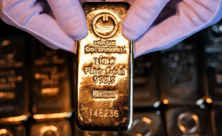 Gold Ticks up as Iran Strikes UAE