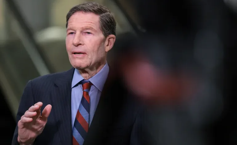 Democrats leave classified Iran war briefing with more questions than answers