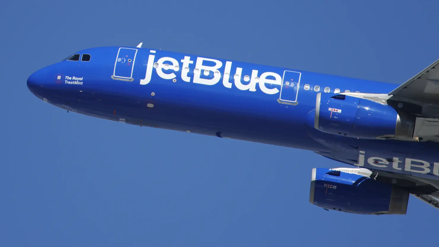 JetBlue Pushes Deeper into Fort Lauderdale as Spirit’s Future Hangs in the Balance