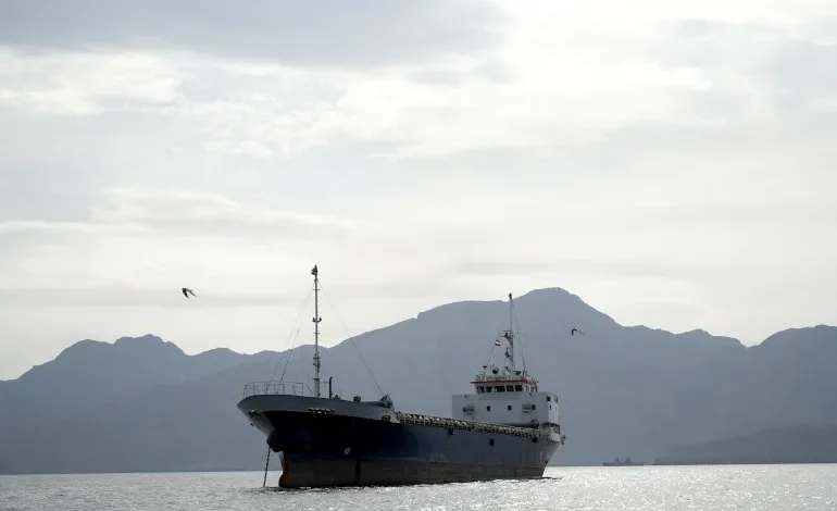 US narrows Iran blockade as risks of escalation rise