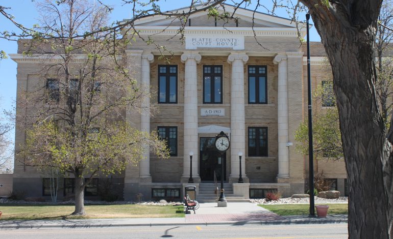 Former Wyoming journalist facing forgery charges allowed to remain free while case proceeds