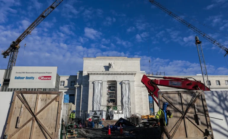 DOJ Prosecutors Show Up Unannounced at Fed as Probe Into Powell Stirs Political Fallout