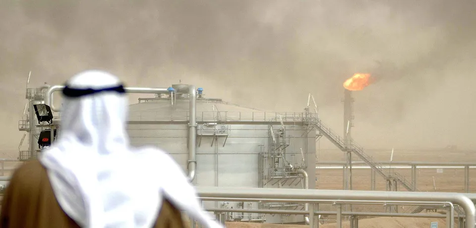 Oil Surges Past Wartime Peak as Iran Standoff Drags On