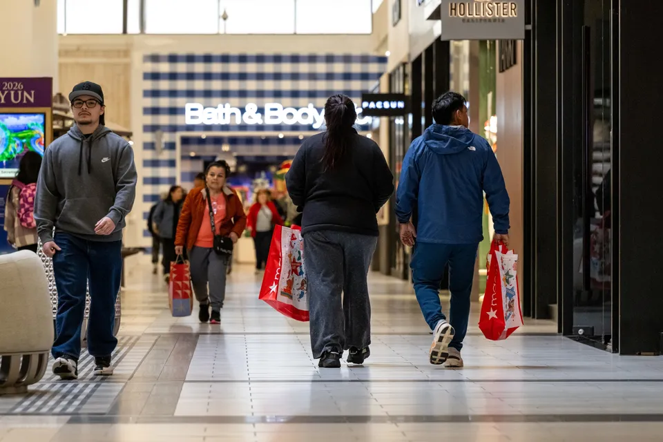 War Jitters Hit Wallets: Americans Brace for Short-Term Inflation Spike