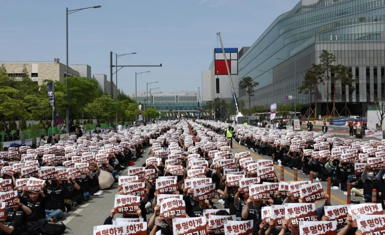 Samsung Workers turn AI Boom into a Pay Fight
