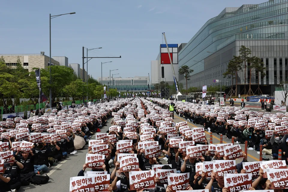 Samsung Workers turn AI Boom into a Pay Fight