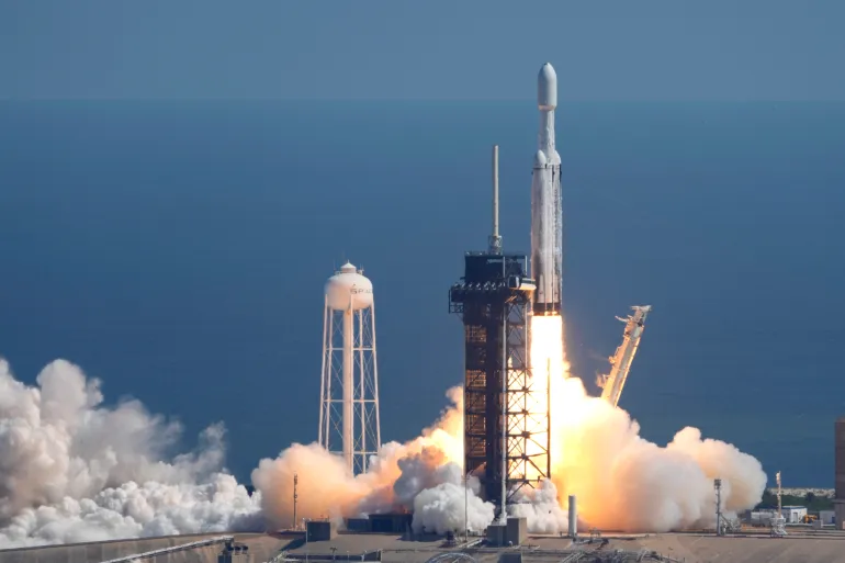 SpaceX moves toward IPO in potential record-breaking listing