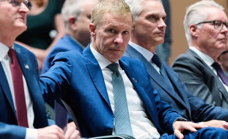 United’s Kirby Pitches Mega-Airline Dream – American Isn’t Interested