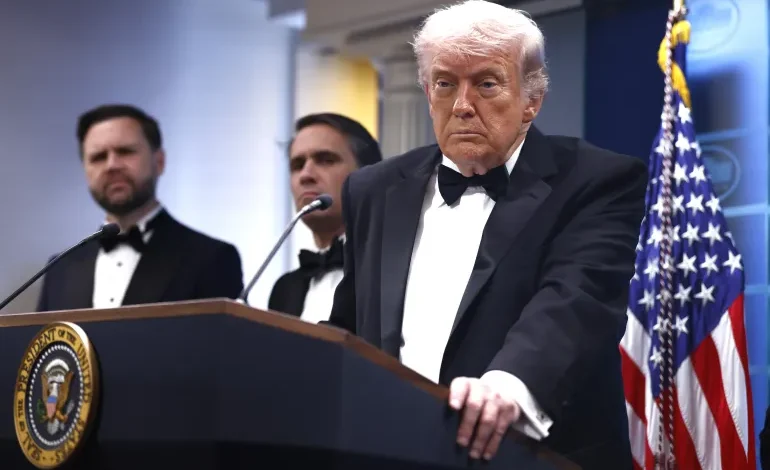 Gunman at White House dinner appears to have targeted Trump officials