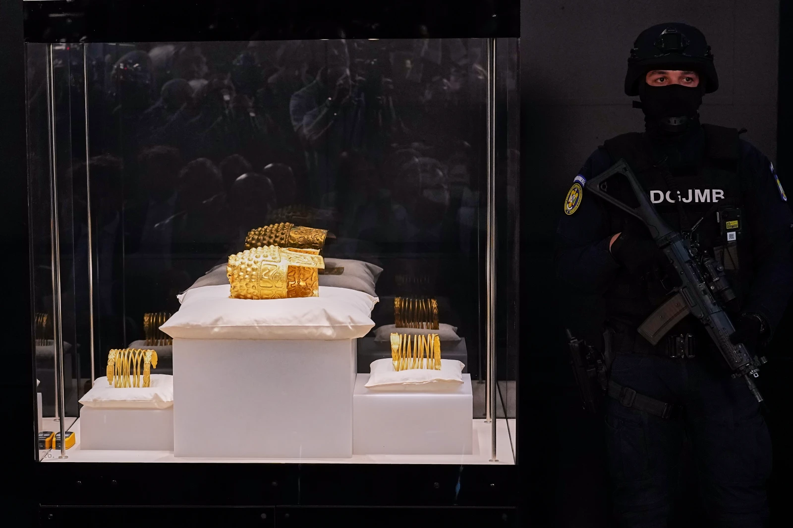 Stolen Dacian gold returns home after year-long recovery