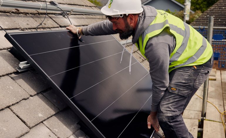 Europe’s Energy Jitters Are Fueling a Rush for Solar Panels and Heat Pumps
